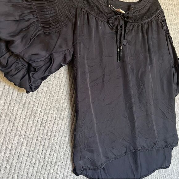 Sundance XS Black Pintuck Short Sleeve Minimal Basic Blouse Top Boho Luxury - Picture 8 of 11